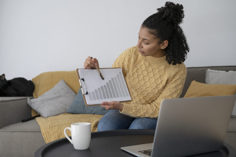 How to Build a $1000 Monthly Passive Income Portfolio 2026